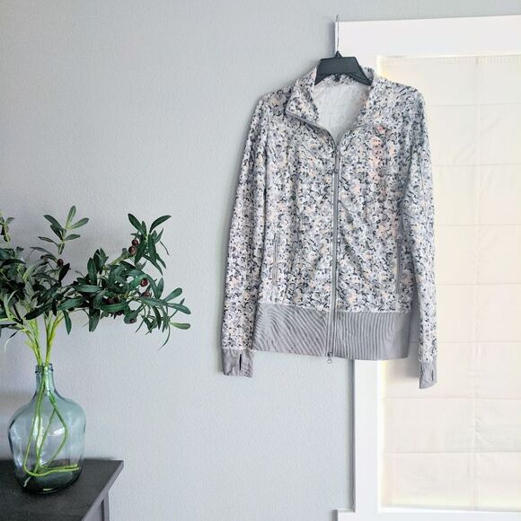 Lululemon Floral After Asana Hoodie Jacket 8 - Picture 1 of 8